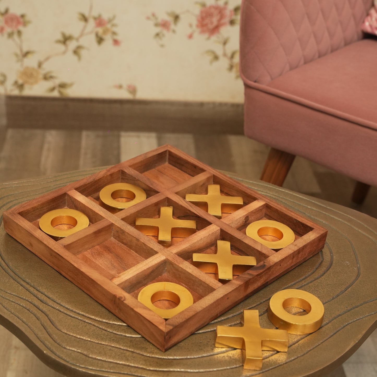 Tic Tac Toe Gold Décor Accent