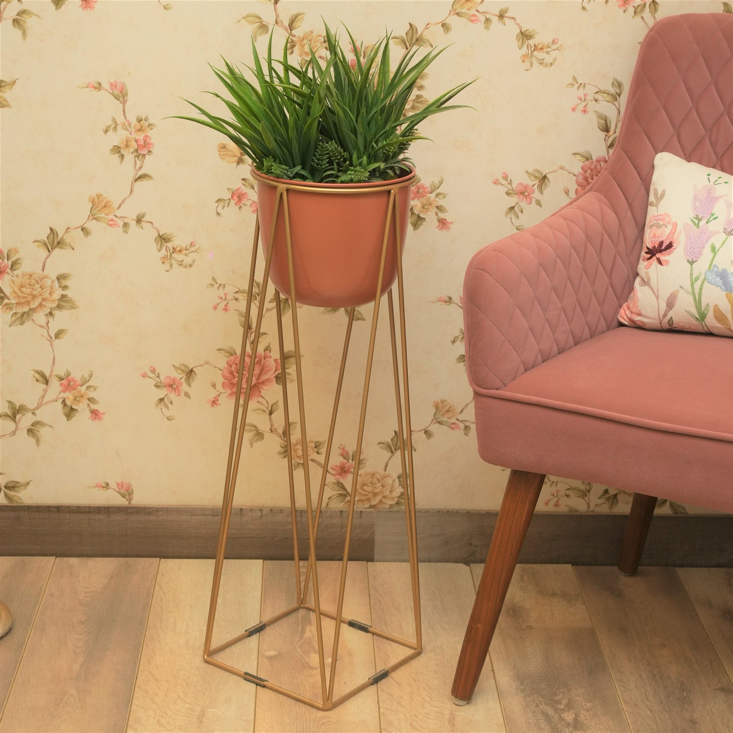 Camden Terracotta Metal Planter